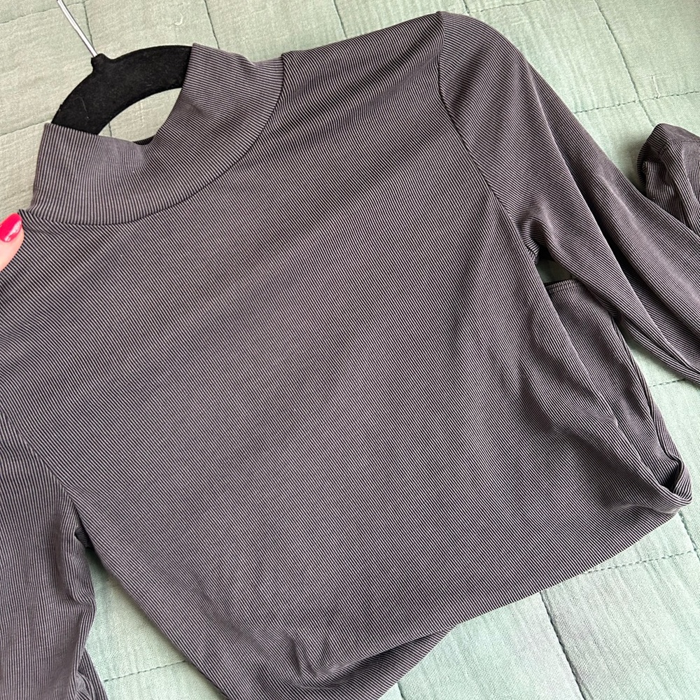 Top shop fitted turtleneck top, Grey/black. perfect;comfortable yet professional